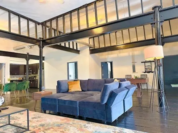 Luxury 5br South Loop, Mccormick Place, Pool Table Chicago